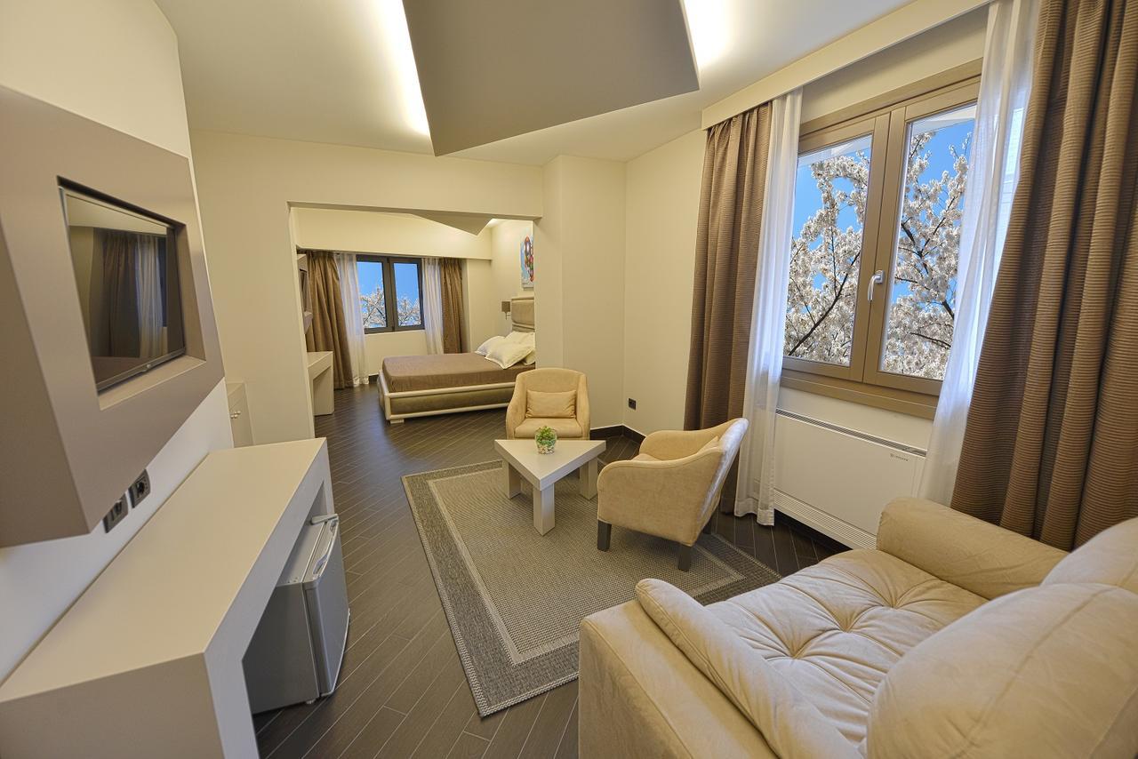 Petit Hotel Elita Shkoder Exterior photo